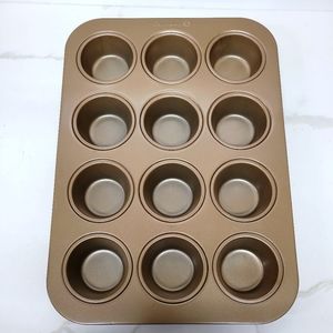 Simply Calphalon Nonstick Bakeware, Cupcake/Muffin Pan, 12-cup